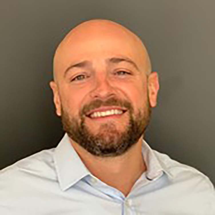 Photo of Nicholas Holzworth