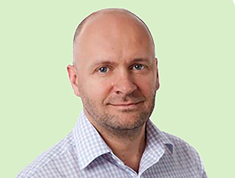 Photo of Andrew McKenzie